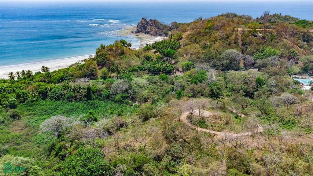 16 Acre Finca Sueño del Mar / Samara, Nicoya