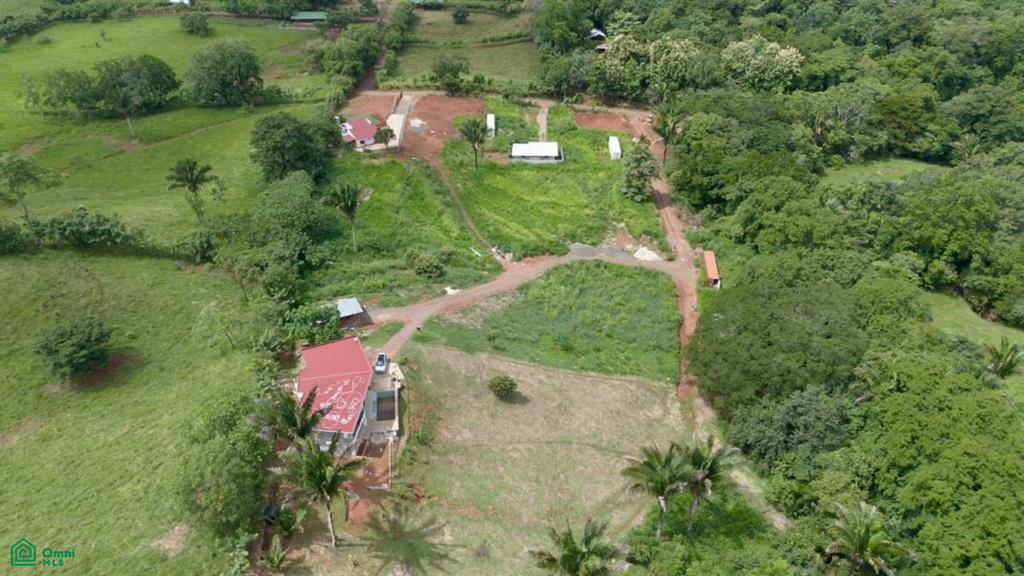 1002 m2 Lot / Santa Marta Hojancha, Guanacaste