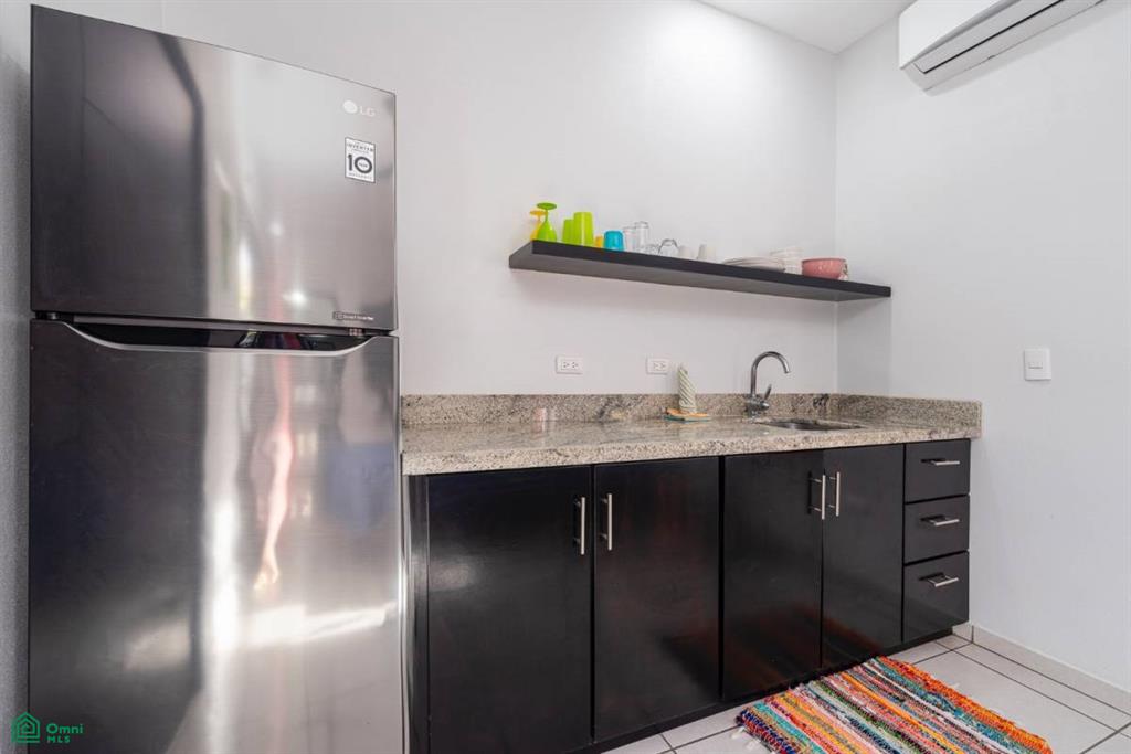 Coconut Life Cabinas / , Sámara, Guanacaste