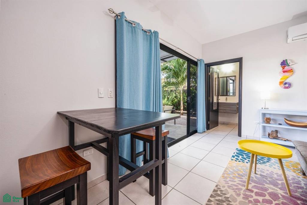 Coconut Life Cabinas / , Sámara, Guanacaste