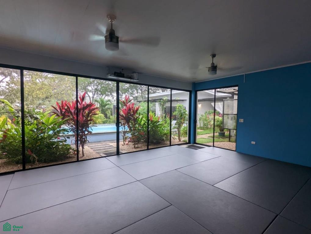 Coconut Life Cabinas / , Sámara, Guanacaste