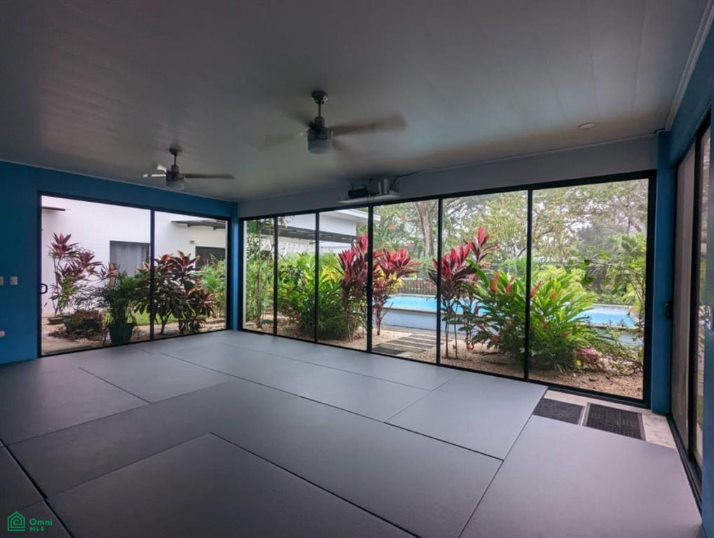 Coconut Life Cabinas / , Sámara, Guanacaste