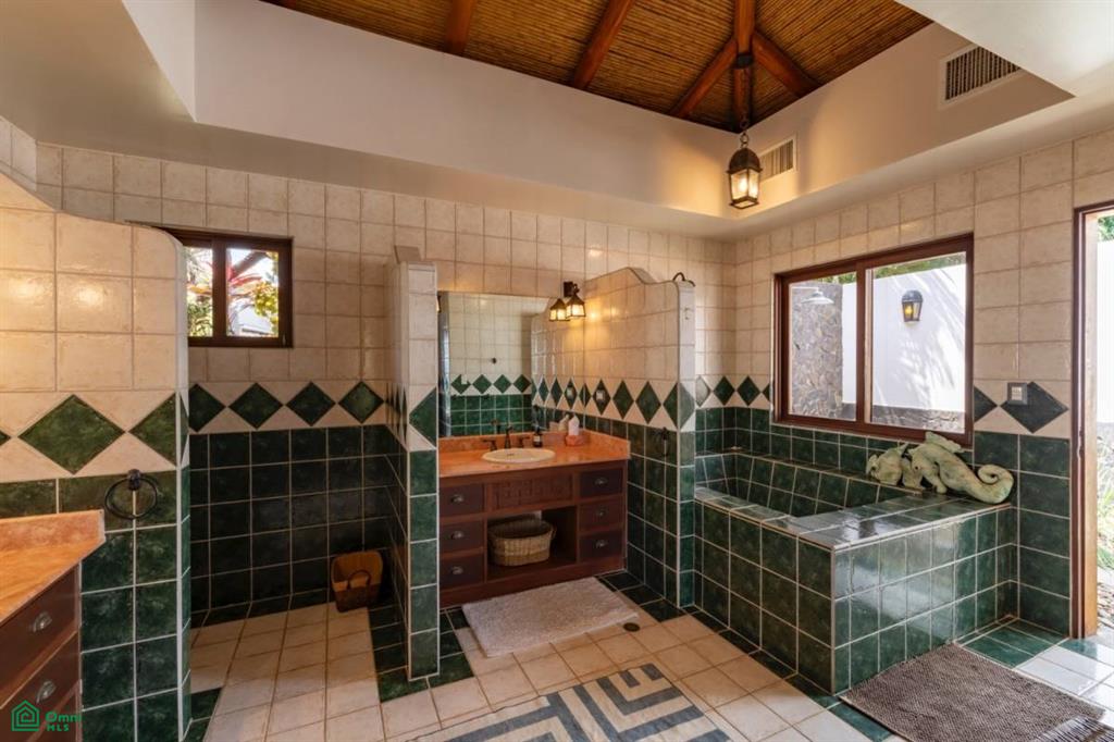 Harmonic Farms, Playa Camaronal , Zapotal, Nandayure, Guanacaste