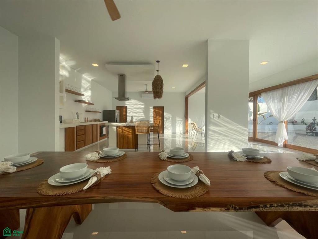 Casa del Sol / Santo Domingo, Sámara, Guanacaste