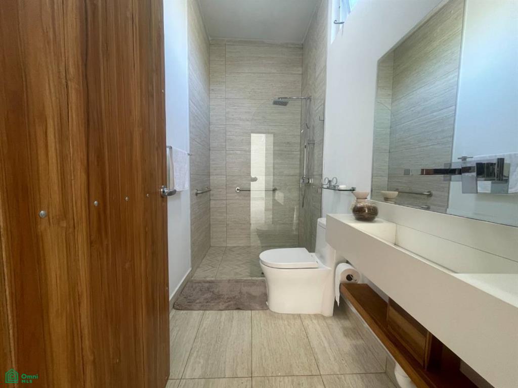 Casa del Sol / Santo Domingo, Sámara, Guanacaste