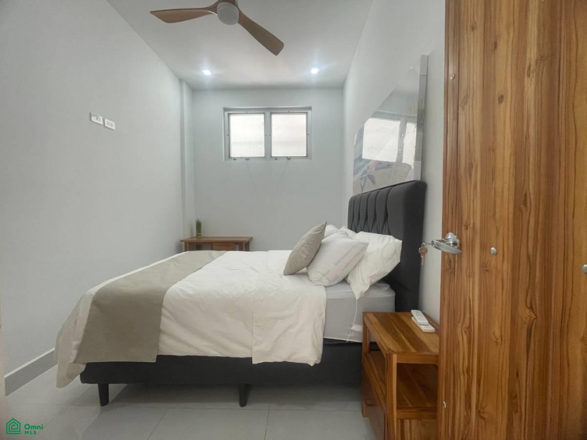 Casa del Sol / Santo Domingo, Sámara, Guanacaste
