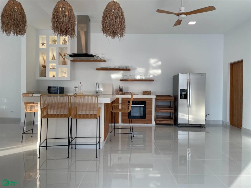 Casa del Sol / Santo Domingo, Sámara, Guanacaste