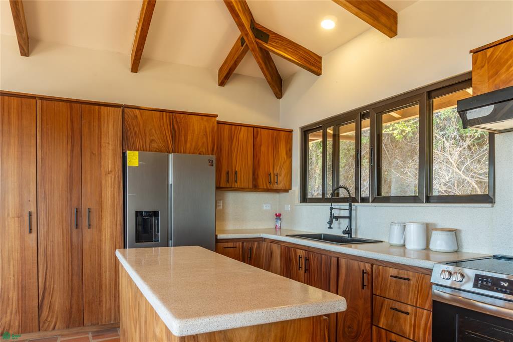 Casa Vista Dorada, Lot 128 La Reserva, Camaronal, Guanacaste