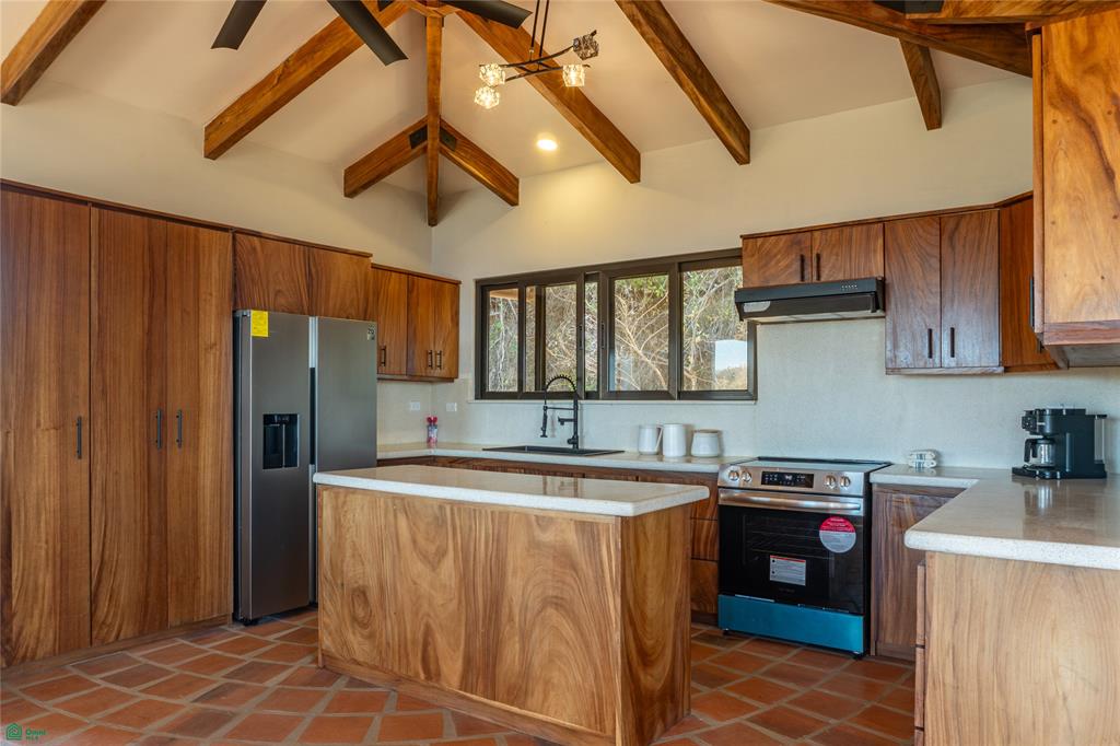 Casa Vista Dorada, Lot 128 La Reserva, Camaronal, Guanacaste