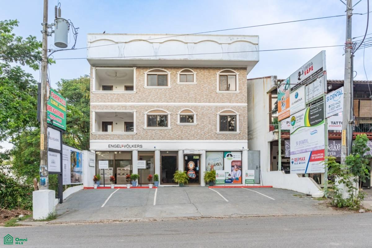 Main Street Mixed Use 4 Plex / Samara , Sámara, Guanacaste