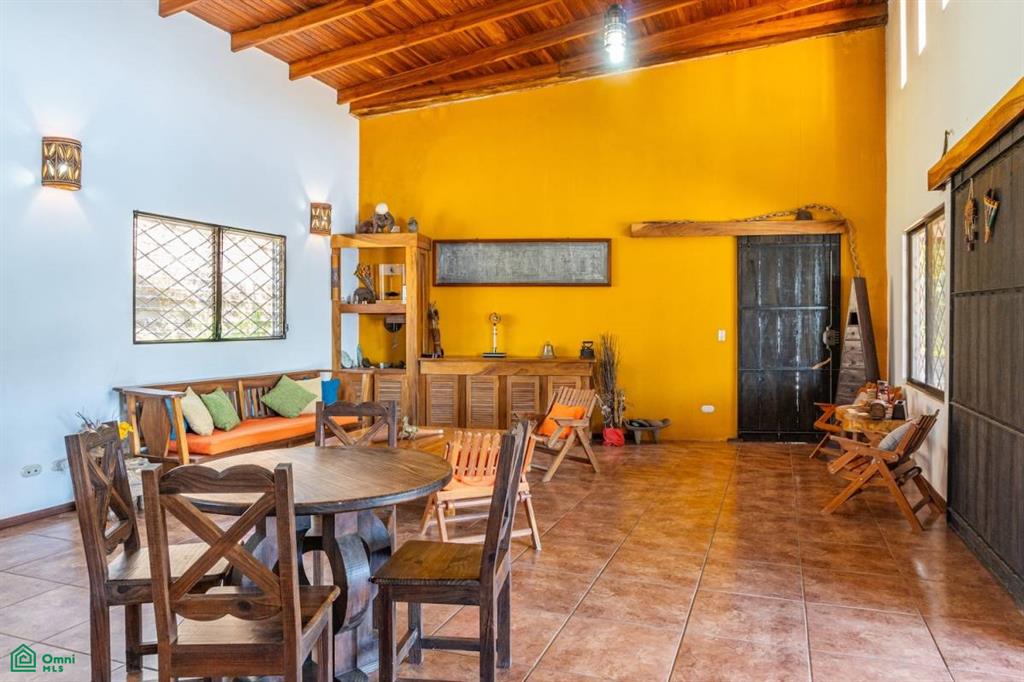 189 Acre Finca "Luna y Sol" / Caimital , Sámara, Guanacaste