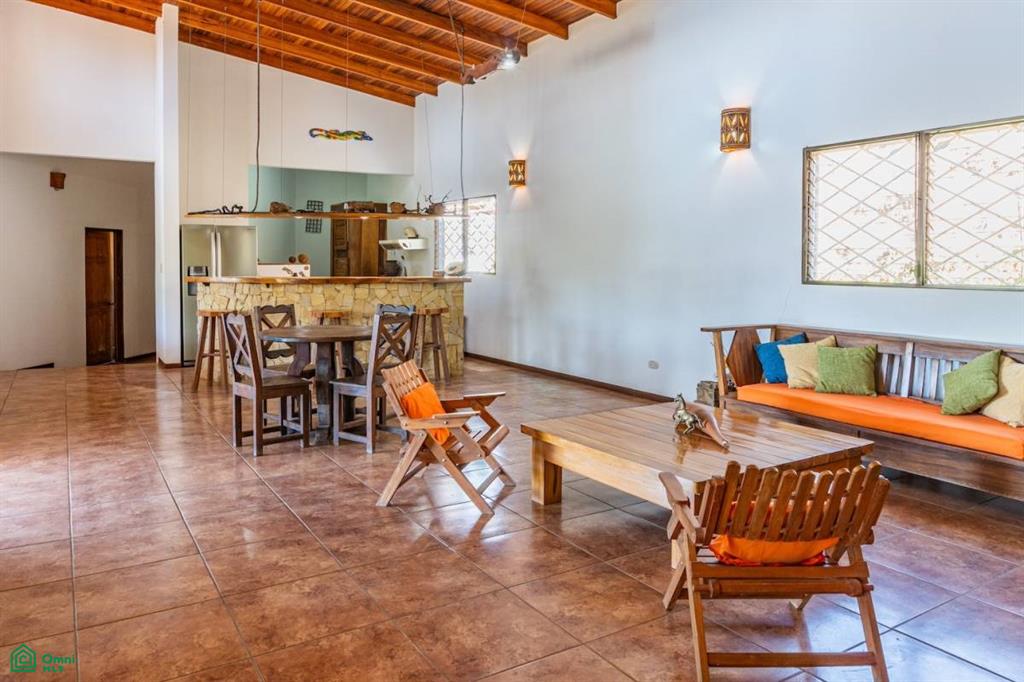 189 Acre Finca "Luna y Sol" / Caimital , Sámara, Guanacaste