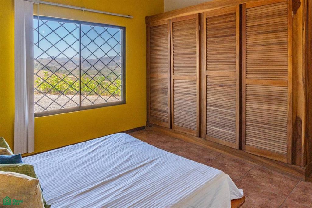 189 Acre Finca "Luna y Sol" / Caimital , Sámara, Guanacaste