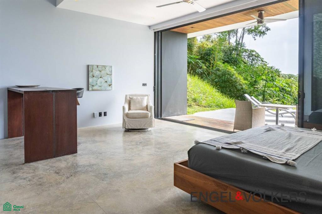 Black Beauty / Ostional, , Cuajiniquil, Guanacaste