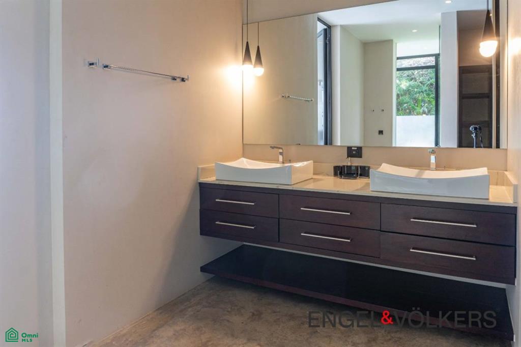 Black Beauty / Ostional, , Cuajiniquil, Guanacaste