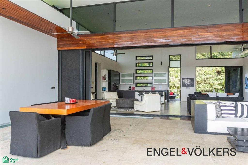 Black Beauty / Ostional, , Cuajiniquil, Guanacaste