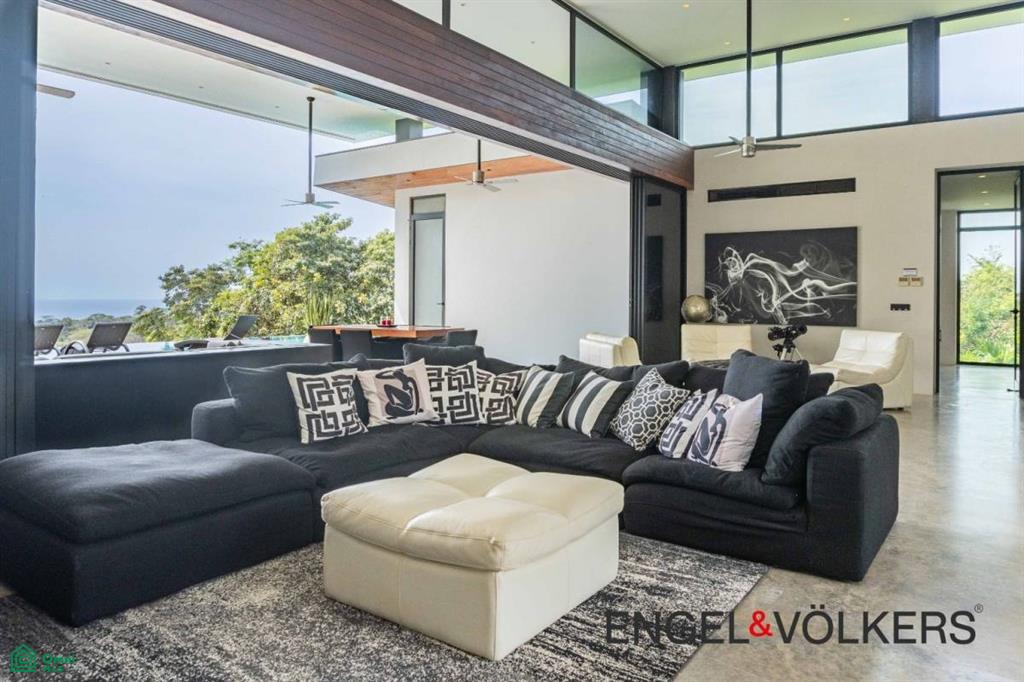 Black Beauty / Ostional, , Cuajiniquil, Guanacaste