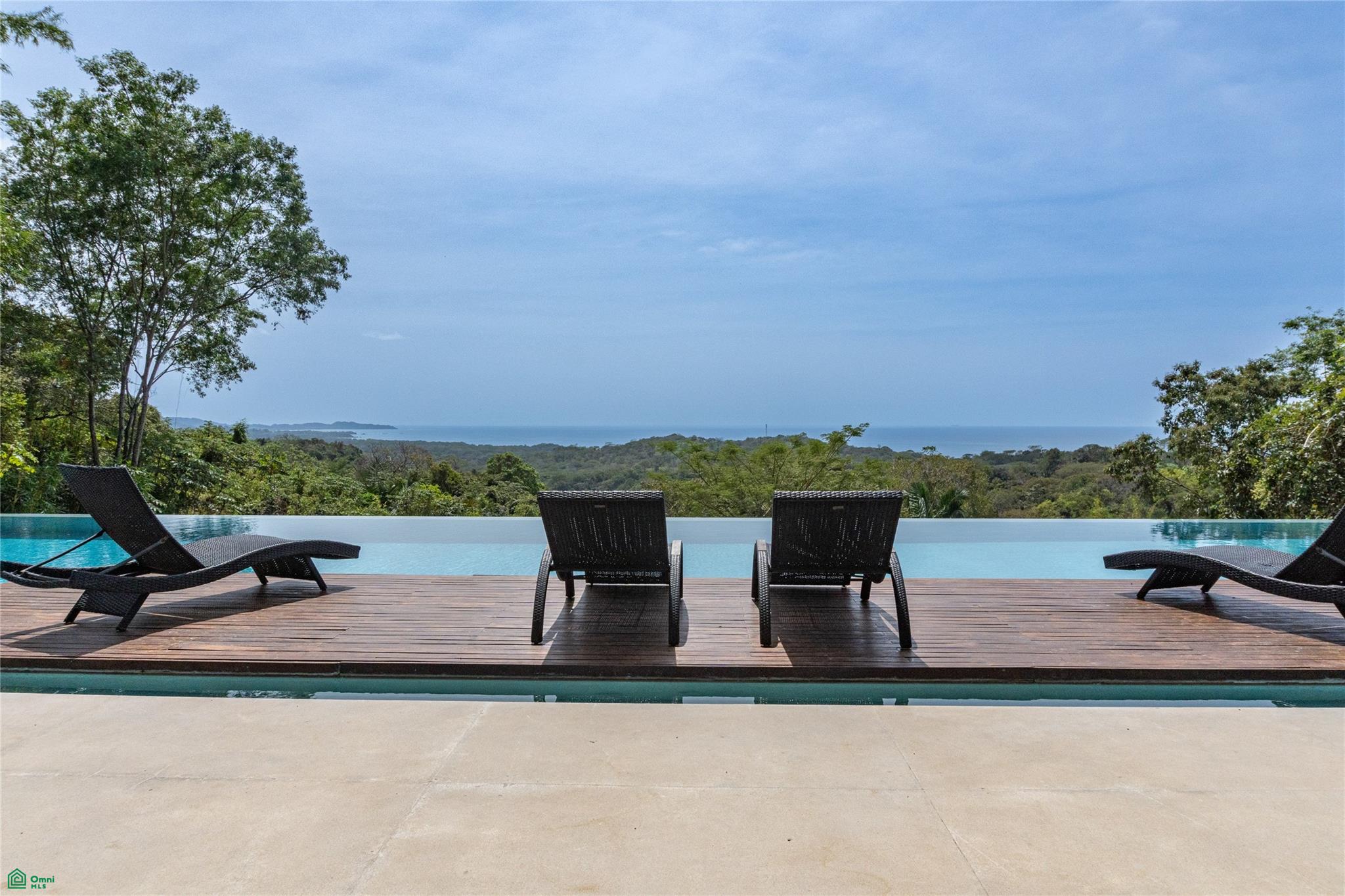 Black Beauty | Ostional, Cuajiniquil, Guanacaste