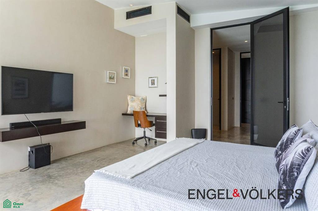 Black Beauty / Ostional, , Cuajiniquil, Guanacaste