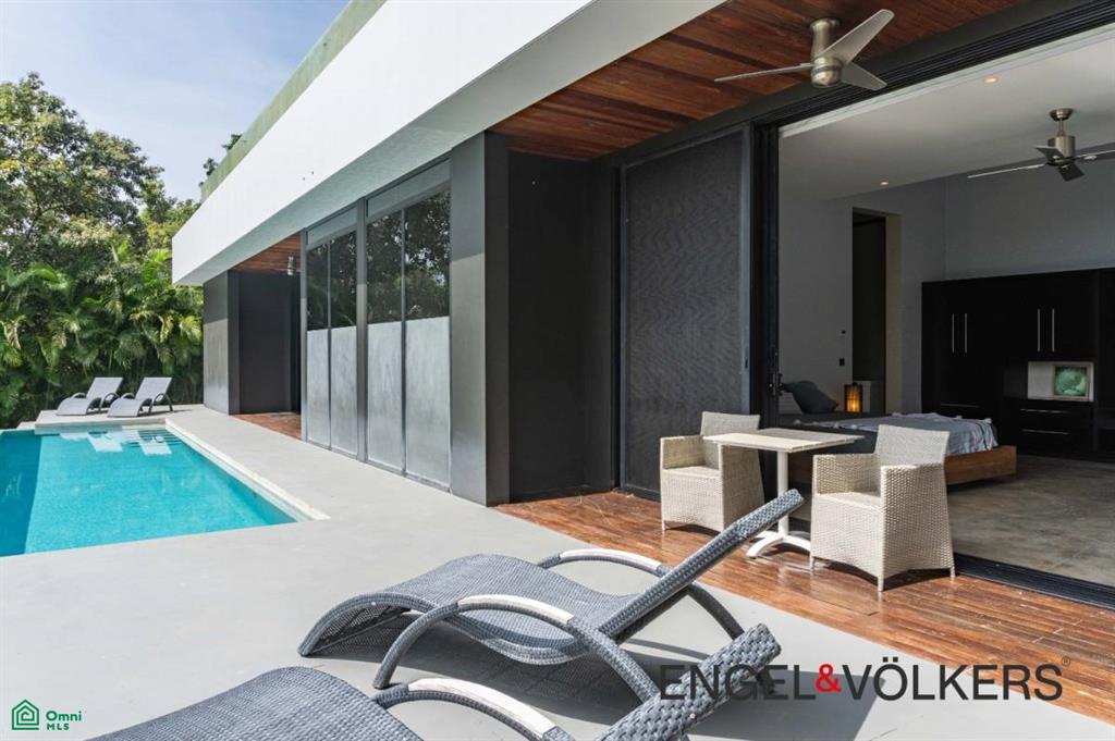 Black Beauty / Ostional, , Cuajiniquil, Guanacaste