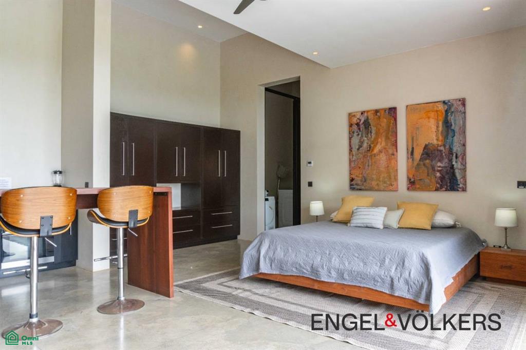 Black Beauty / Ostional, , Cuajiniquil, Guanacaste