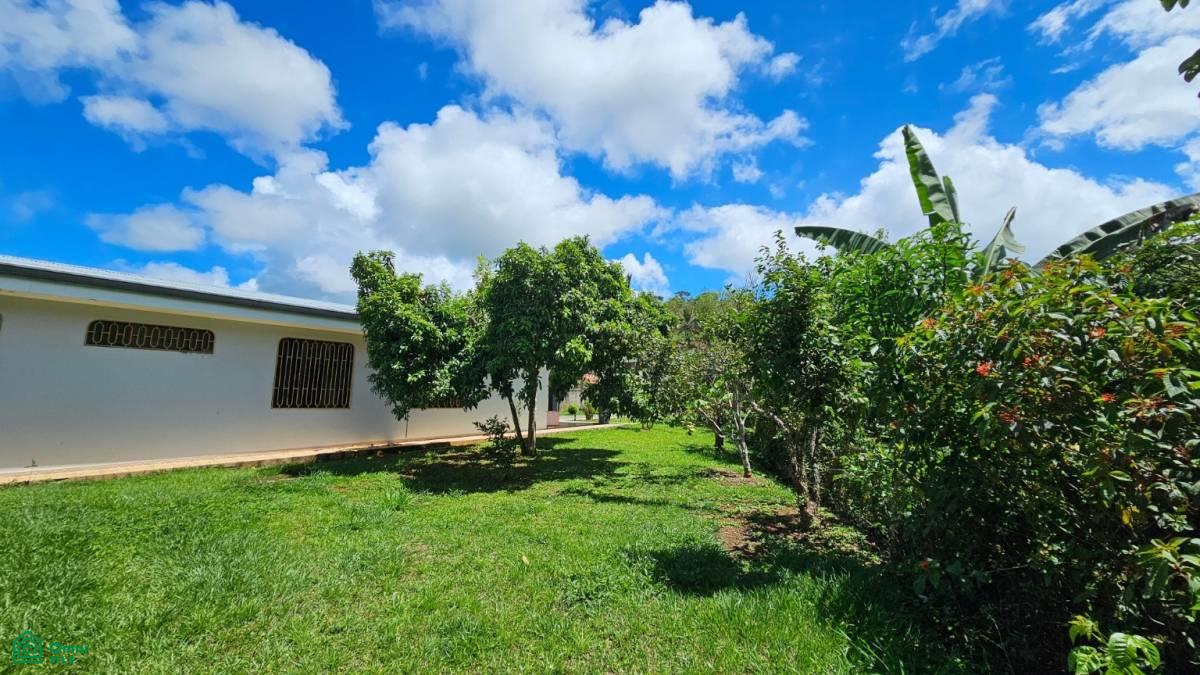 Charming Family Home with Spacious Garden & Prime Location , Platanares, Perez Zeledon, San Jose