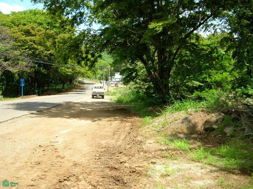 Walking Distance Beachside Corner Lot with Water , Playa Hermosa, Carrillo, Guanacaste