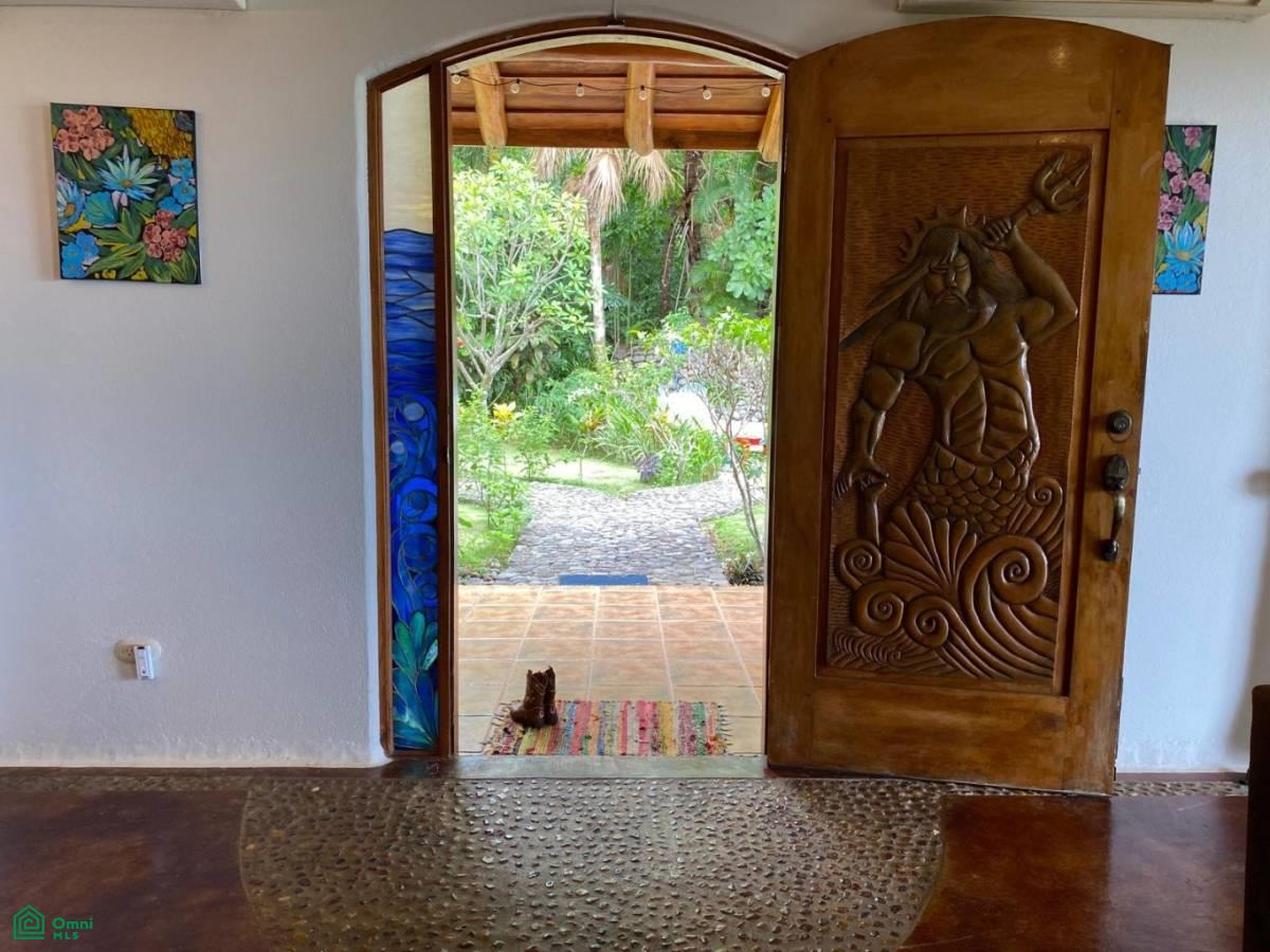 Casa Cascada