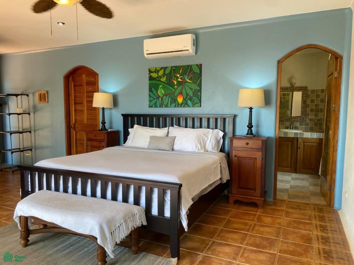 Casa Cascada