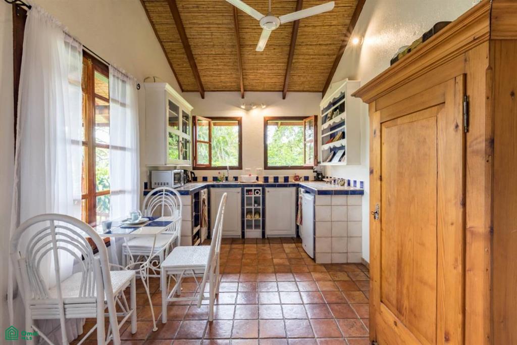 Exceptional Private Retreat in Atenas