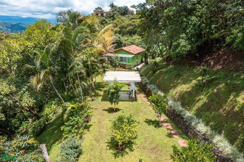 Exceptional Private Retreat in Atenas