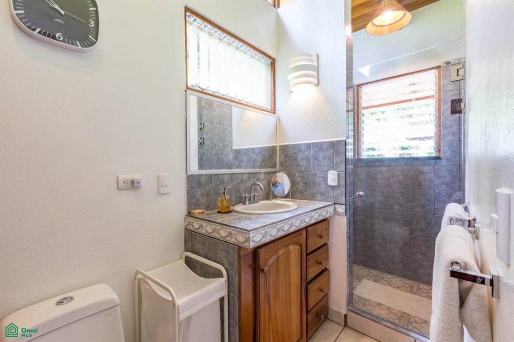 Exceptional Private Retreat in Atenas