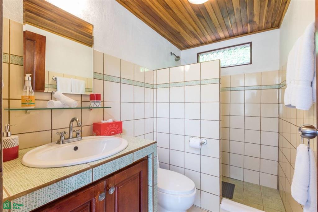 Exceptional Private Retreat in Atenas