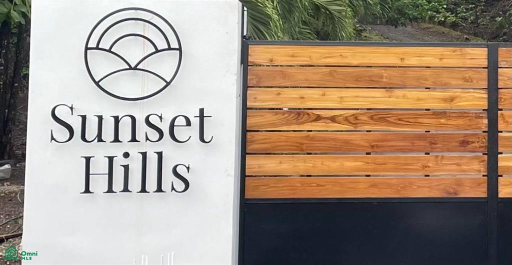 Sunset Hills Paquera