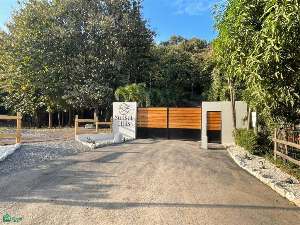 Sunset Hills Paquera