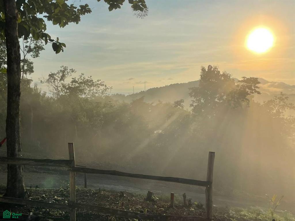 Sunset Hills Paquera