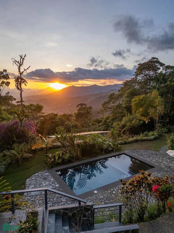 Stunning Luxury Mountain Villa, Chimirol , Rivas, Perez Zeledon, San Jose