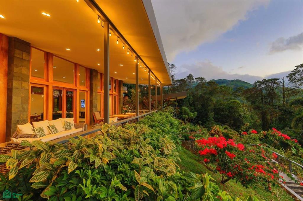 Stunning Luxury Mountain Villa, Chimirol , Rivas, Perez Zeledon, San Jose