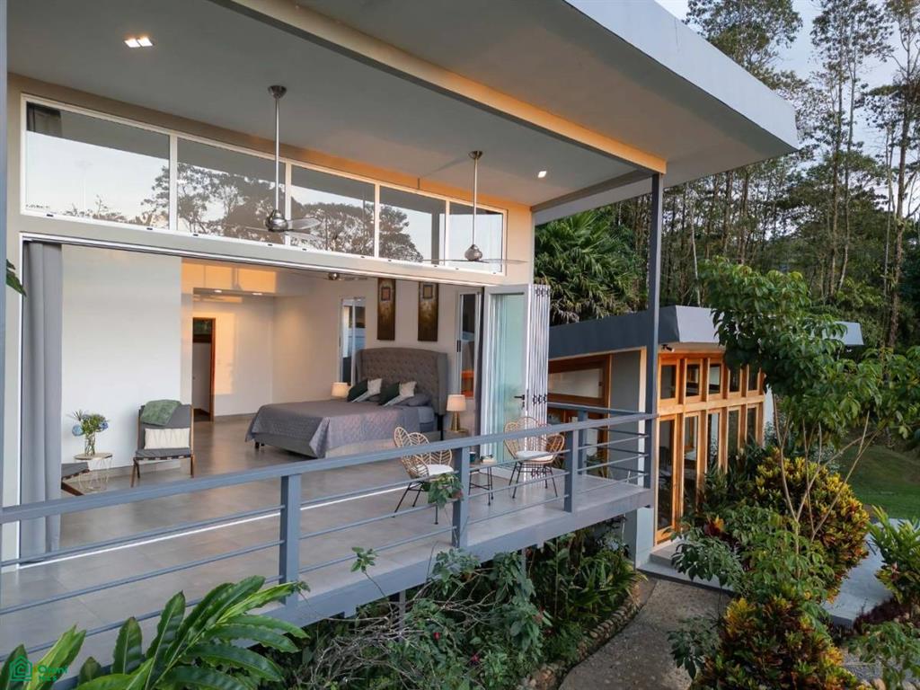 Stunning Luxury Mountain Villa, Chimirol , Rivas, Perez Zeledon, San Jose