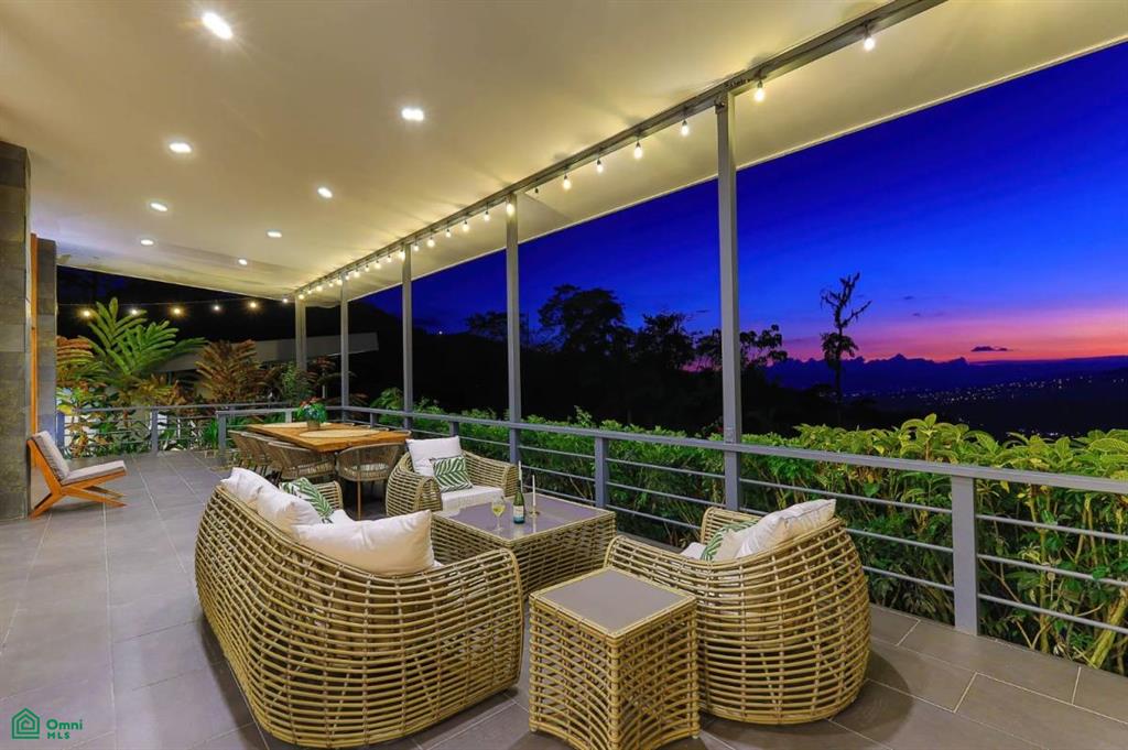 Stunning Luxury Mountain Villa, Chimirol , Rivas, Perez Zeledon, San Jose