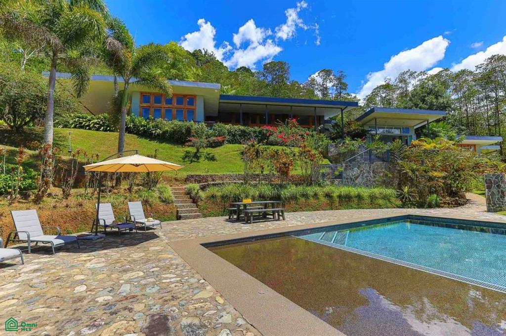 Stunning Luxury Mountain Villa, Chimirol , Rivas, Perez Zeledon, San Jose