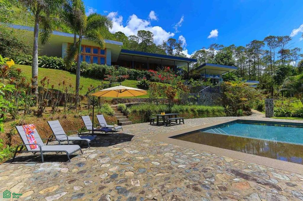 Stunning Luxury Mountain Villa, Chimirol , Rivas, Perez Zeledon, San Jose