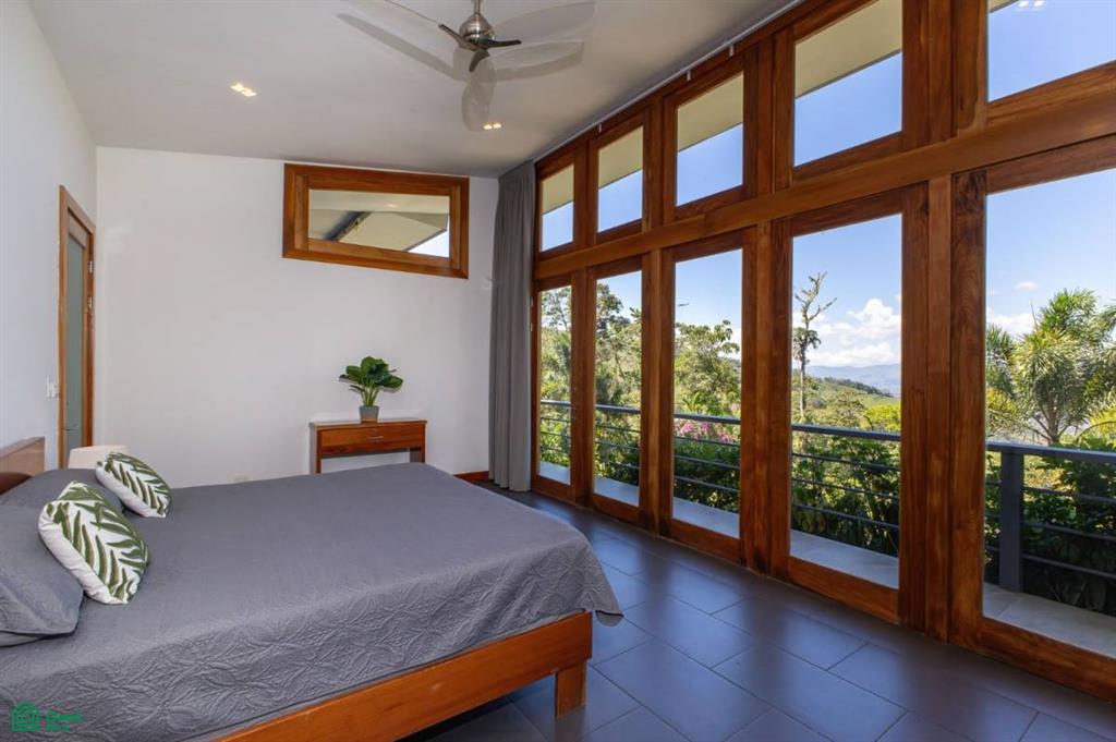 Stunning Luxury Mountain Villa, Chimirol , Rivas, Perez Zeledon, San Jose