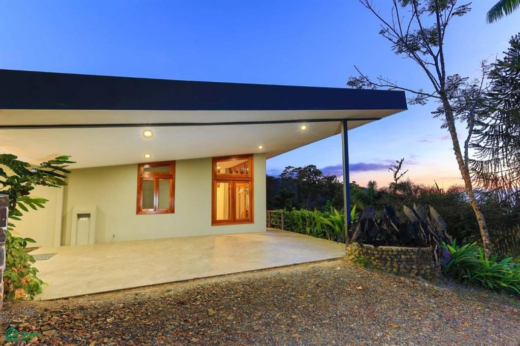 Stunning Luxury Mountain Villa, Chimirol , Rivas, Perez Zeledon, San Jose