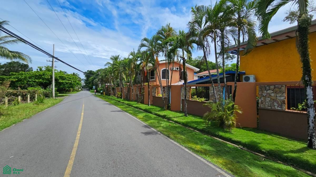 Tropical Breezes in Bejuco near Jaco Casa 35, Jacó, Garabito, Puntarenas
