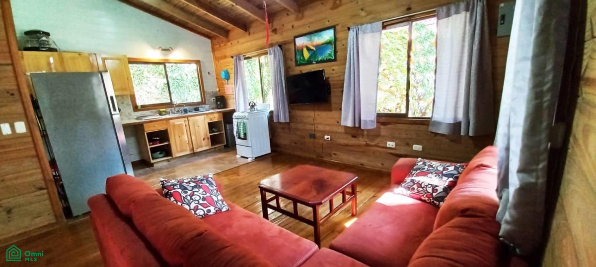 Tropical Jungle Oasis with 8 Cabinas & Pool in Prime Uvita Location , Bahía Ballena, Osa, Puntarenas