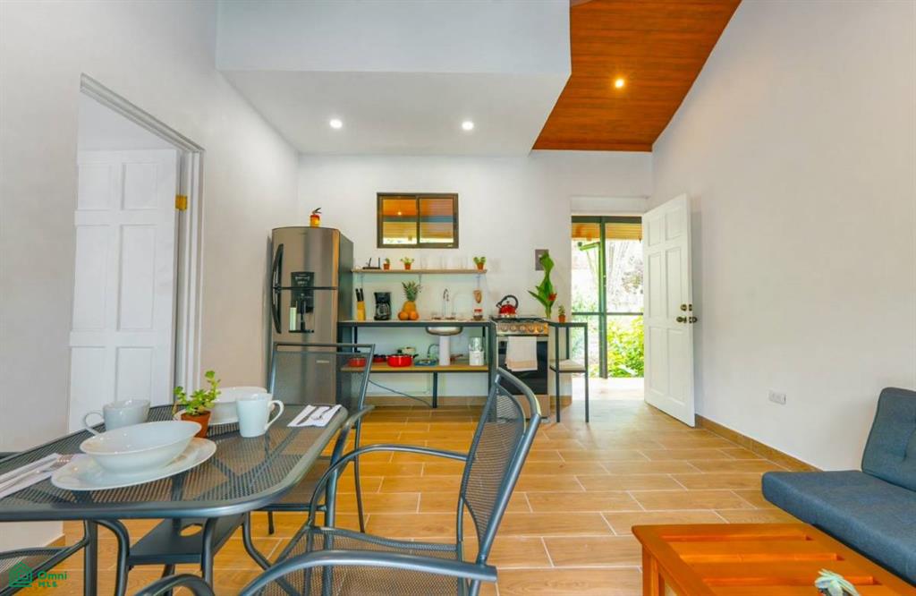 Turnkey 10-Bedroom Airbnb Investment with Pool & Commercial Potential in Ojochal , Puerto Cortés, Osa, Puntarenas