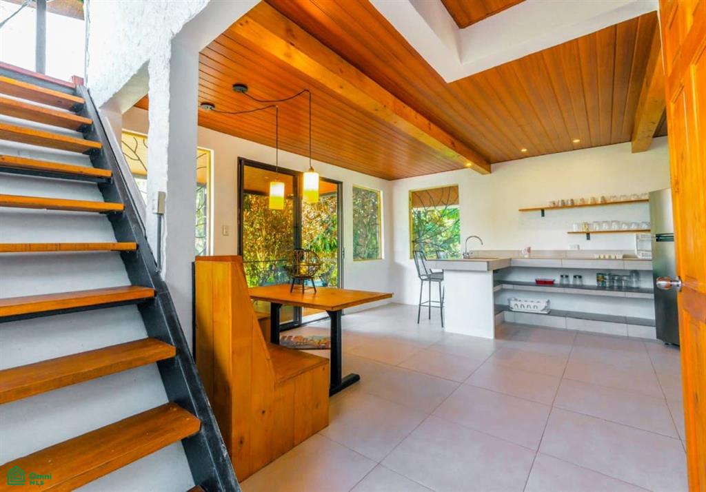 Turnkey 10-Bedroom Airbnb Investment with Pool & Commercial Potential in Ojochal , Puerto Cortés, Osa, Puntarenas