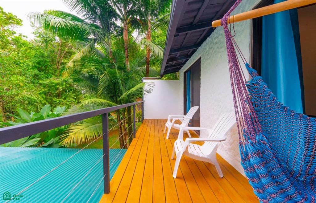 Turnkey 10-Bedroom Airbnb Investment with Pool & Commercial Potential in Ojochal , Puerto Cortés, Osa, Puntarenas