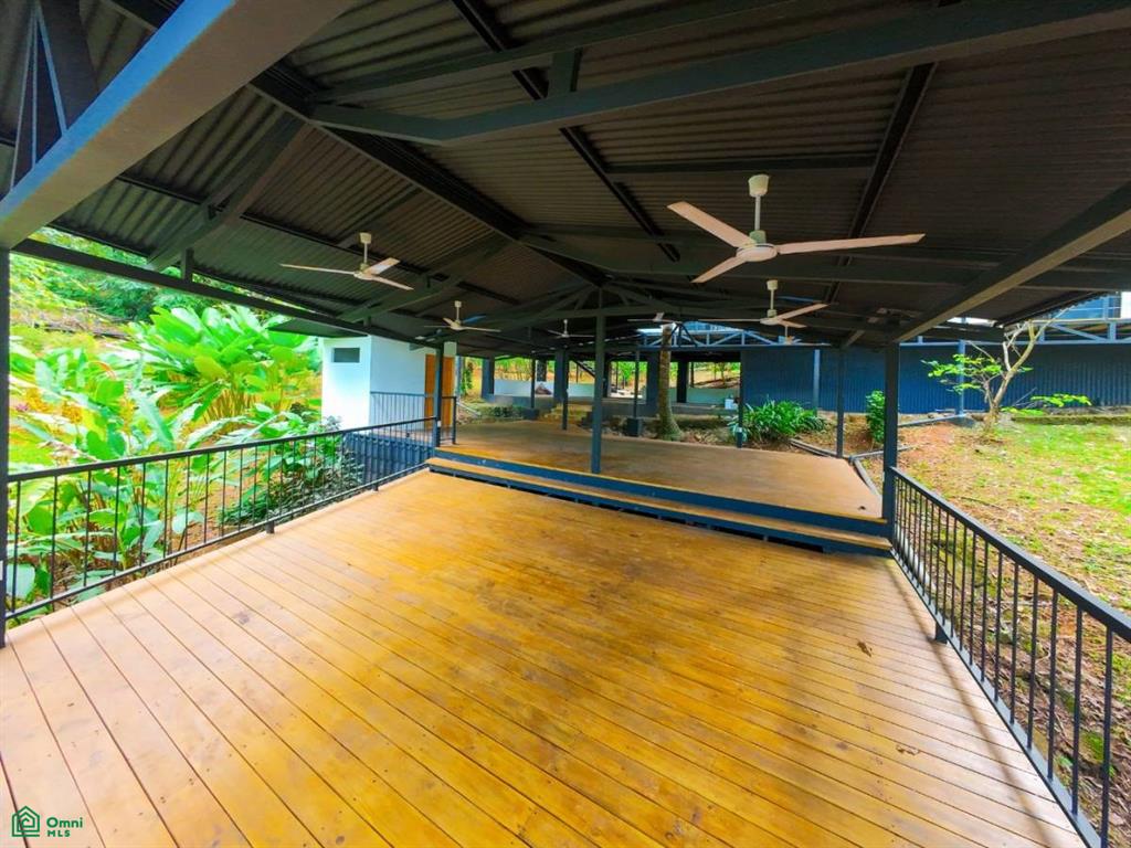 Turnkey 10-Bedroom Airbnb Investment with Pool & Commercial Potential in Ojochal , Puerto Cortés, Osa, Puntarenas